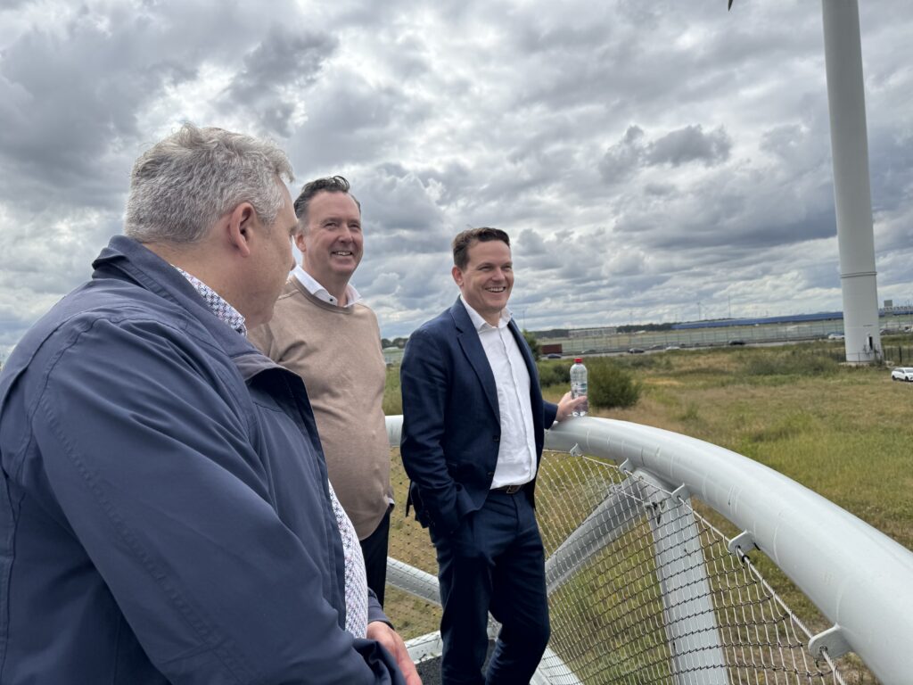 Gedeputeerde Noord-Brabant op bezoek bij windpark Streepland 1 IMG 2129